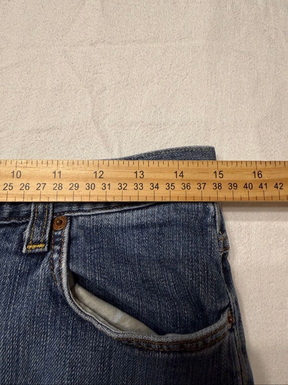 Lucky Brand Jeans Womens Blue Easy Rider Button-Fly Denim By Gene Montesano 6/28 - Picture 5 of 7
